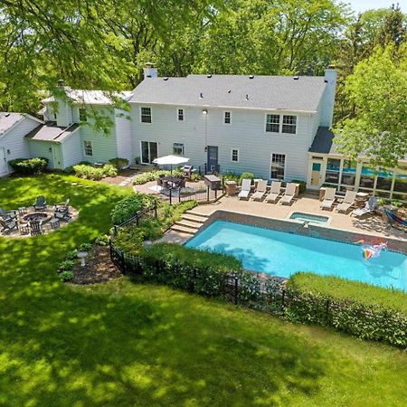 Glen Ellyn Spacious, Luxury Renovated Home With 4 Kings, Firepit מראה חיצוני תמונה