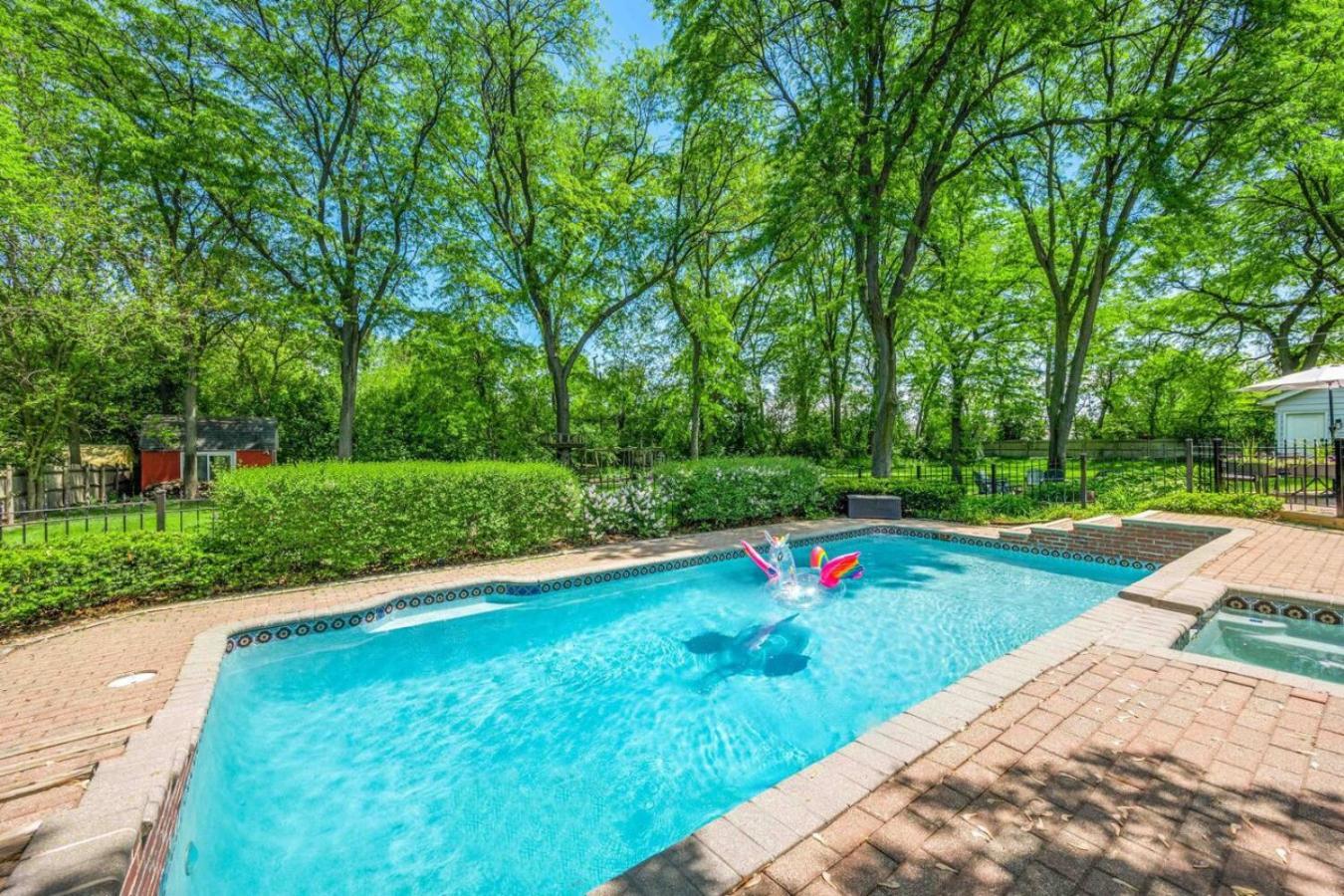 Glen Ellyn Spacious, Luxury Renovated Home With 4 Kings, Firepit מראה חיצוני תמונה